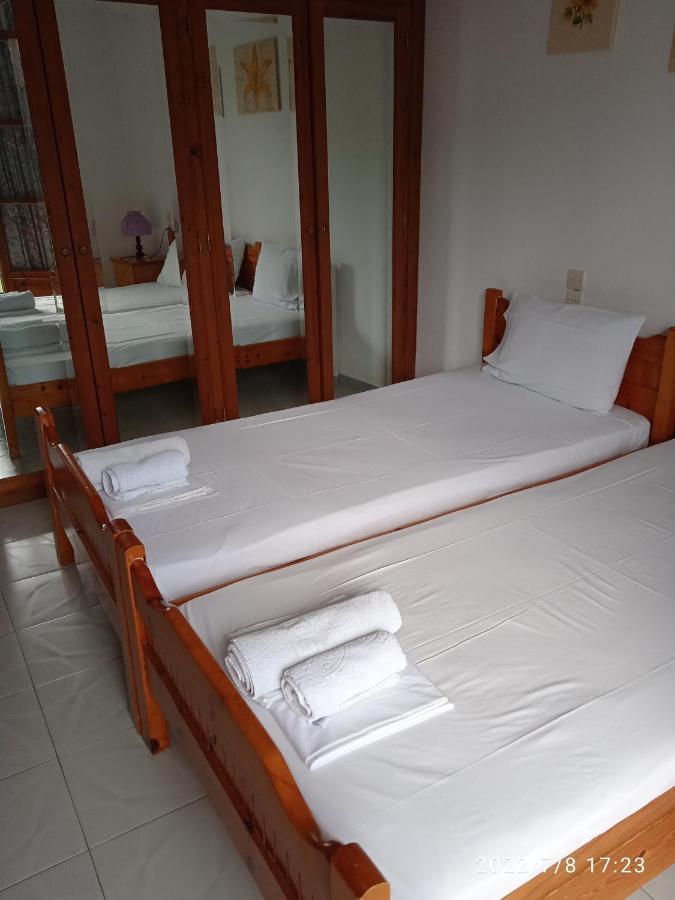 Syraina Apartments Skiathos Exterior foto